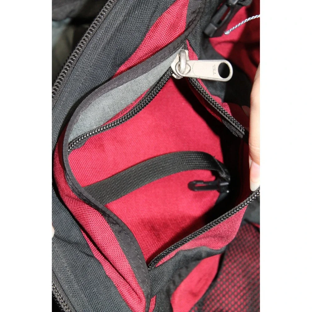 Tom Bihn Brain Bag Backpack Red Black Made in USA Port Angeles Washington